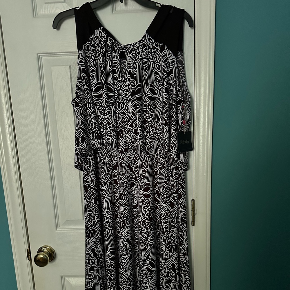 Rafaella B&W Ruched Midi Sundress